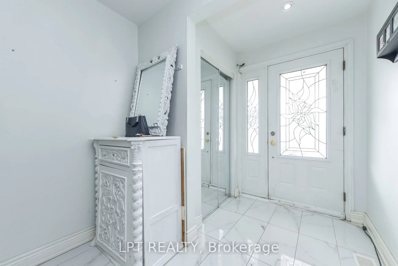 7101, Codlin, Malton, Mississauga