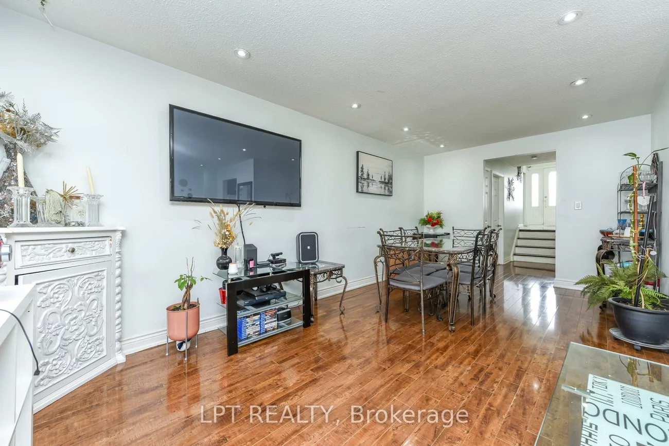 7101, Codlin, Malton, Mississauga