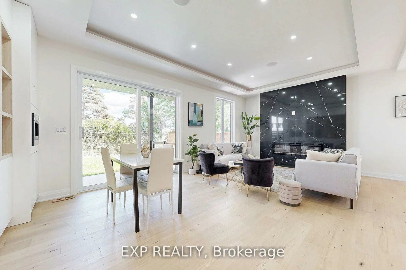 768, Montbeck, Lakeview, Mississauga