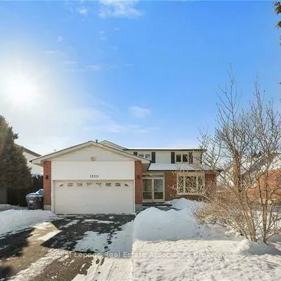 1550, Woodeden, Lorne Park, Mississauga