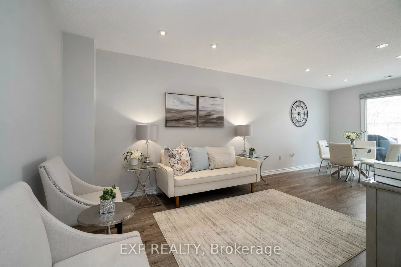 760, Ashprior, Hurontario, Mississauga