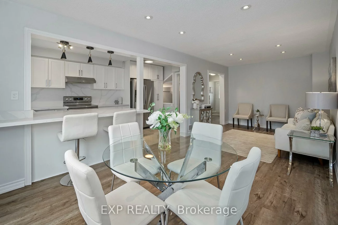 760, Ashprior, Hurontario, Mississauga