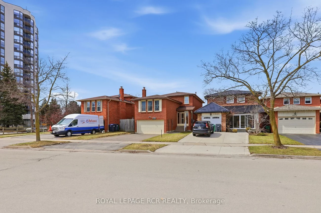 1503, Maple Ridge, Rathwood, Mississauga