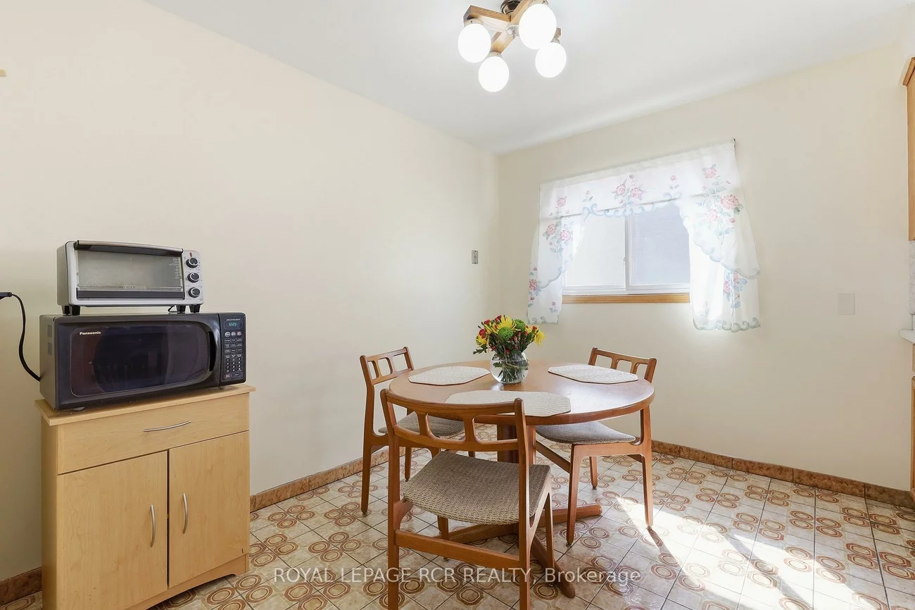 1503, Maple Ridge, Rathwood, Mississauga