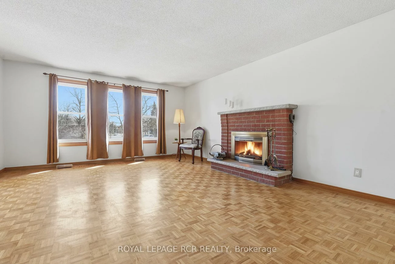 1503, Maple Ridge, Rathwood, Mississauga