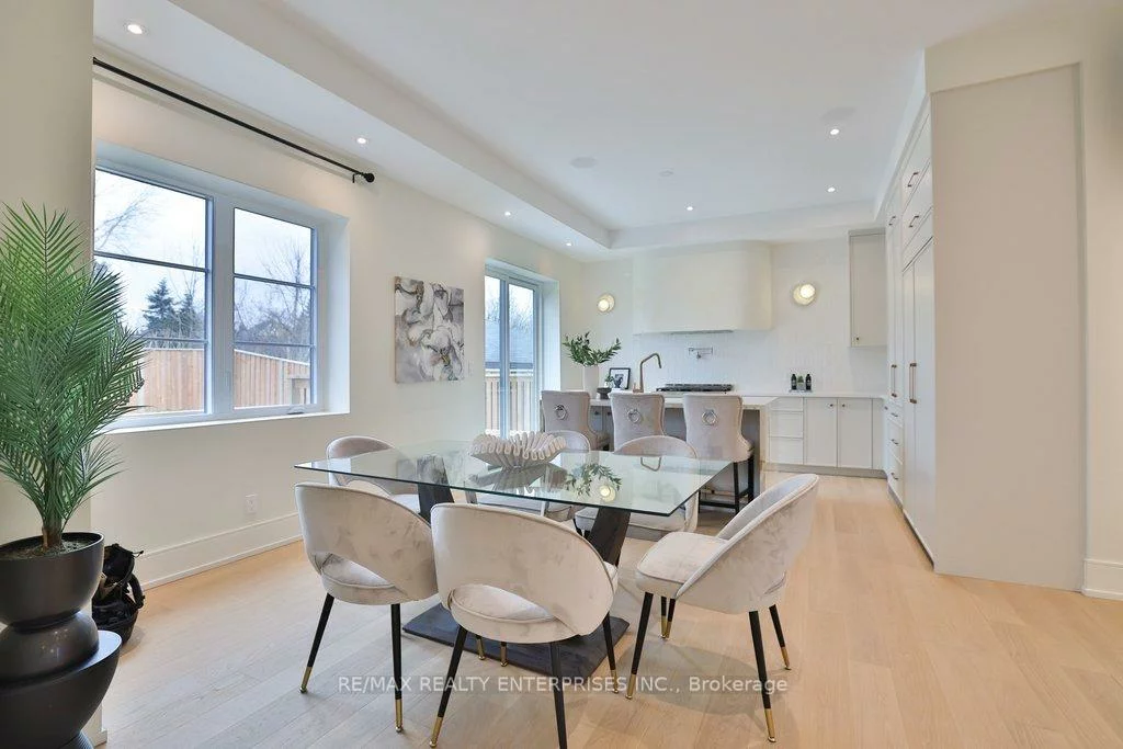 202, Queen, Port Credit, Mississauga