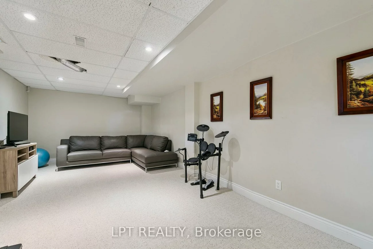 1823, The Chase, Central Erin Mills, Mississauga