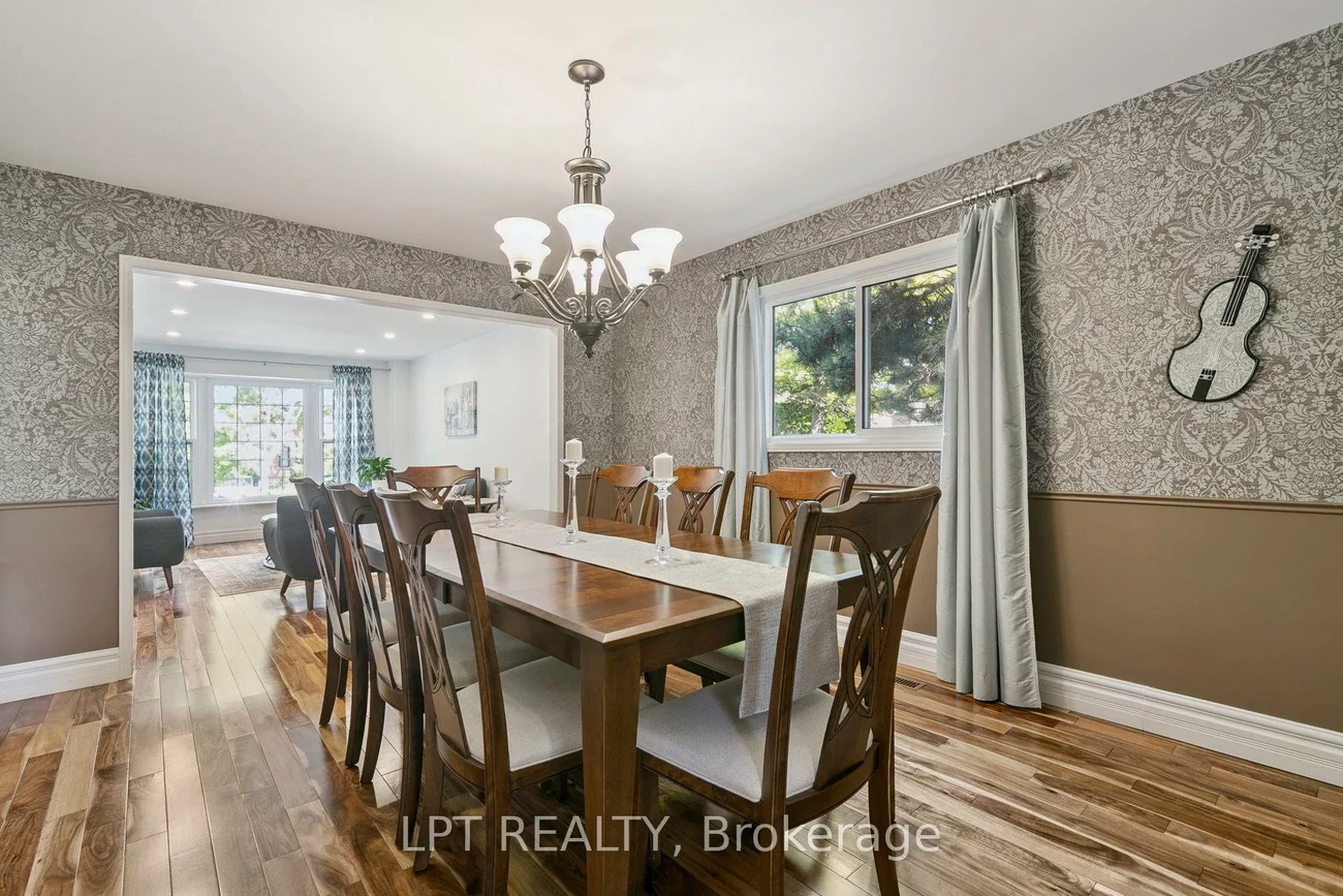 1823, The Chase, Central Erin Mills, Mississauga