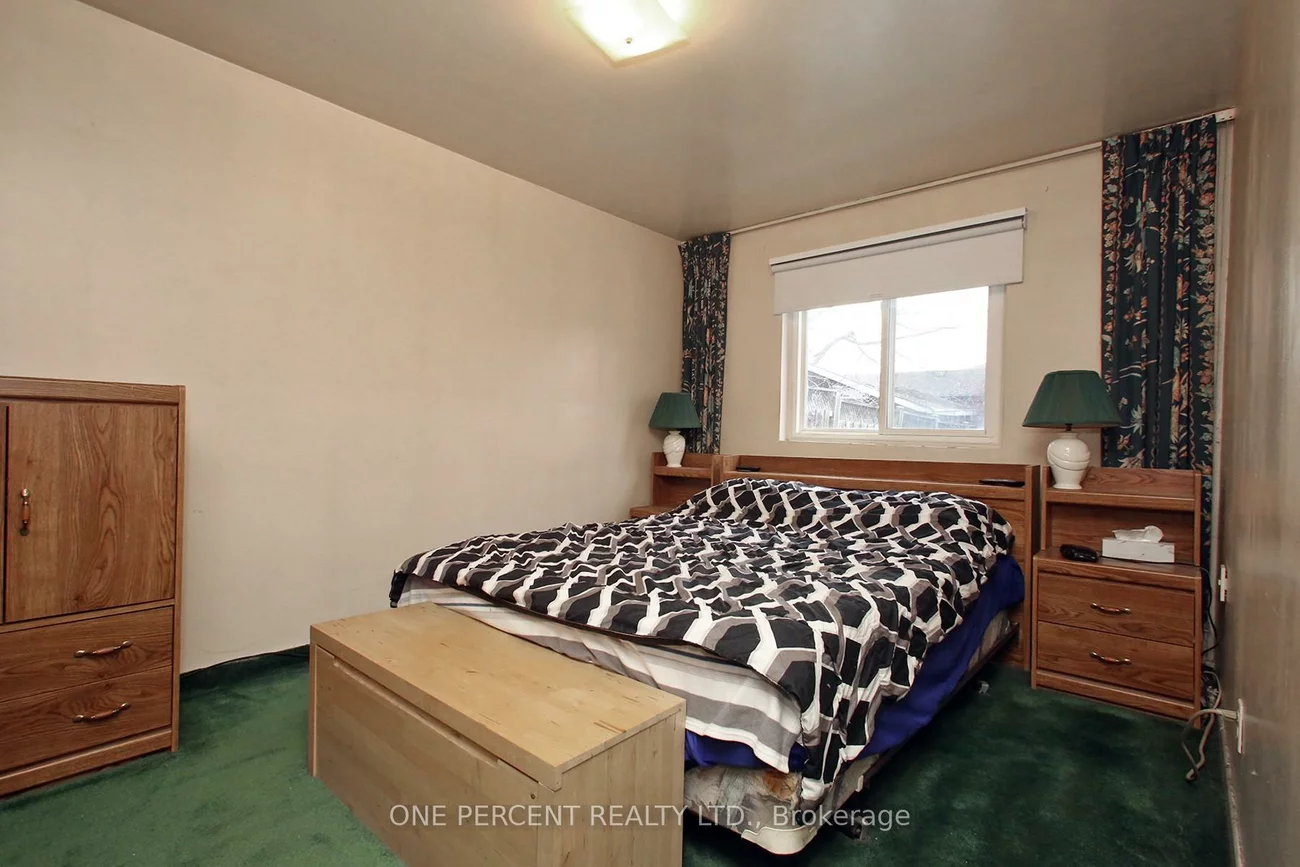3074, Merritt, Malton, Mississauga