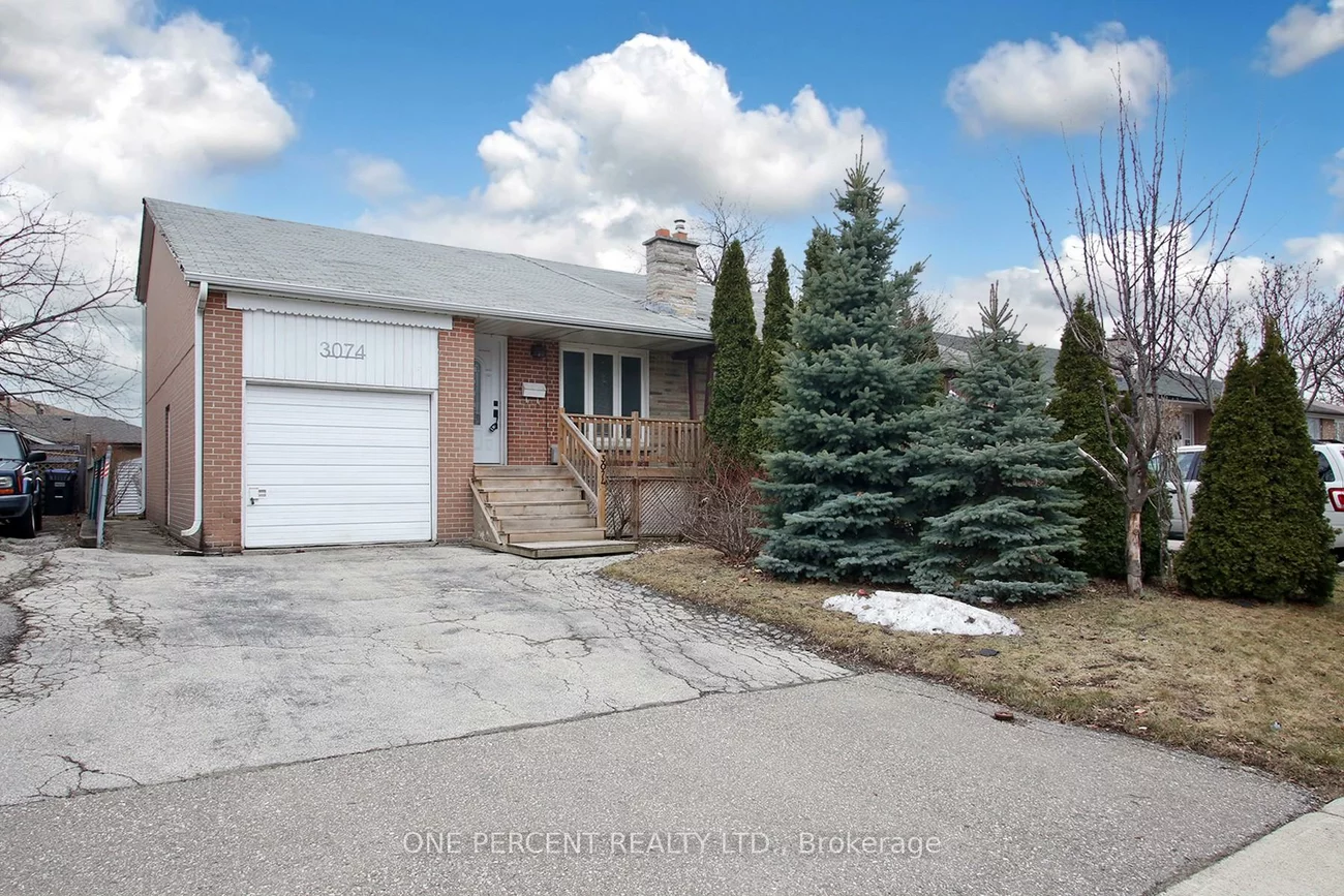 3074, Merritt, Malton, Mississauga