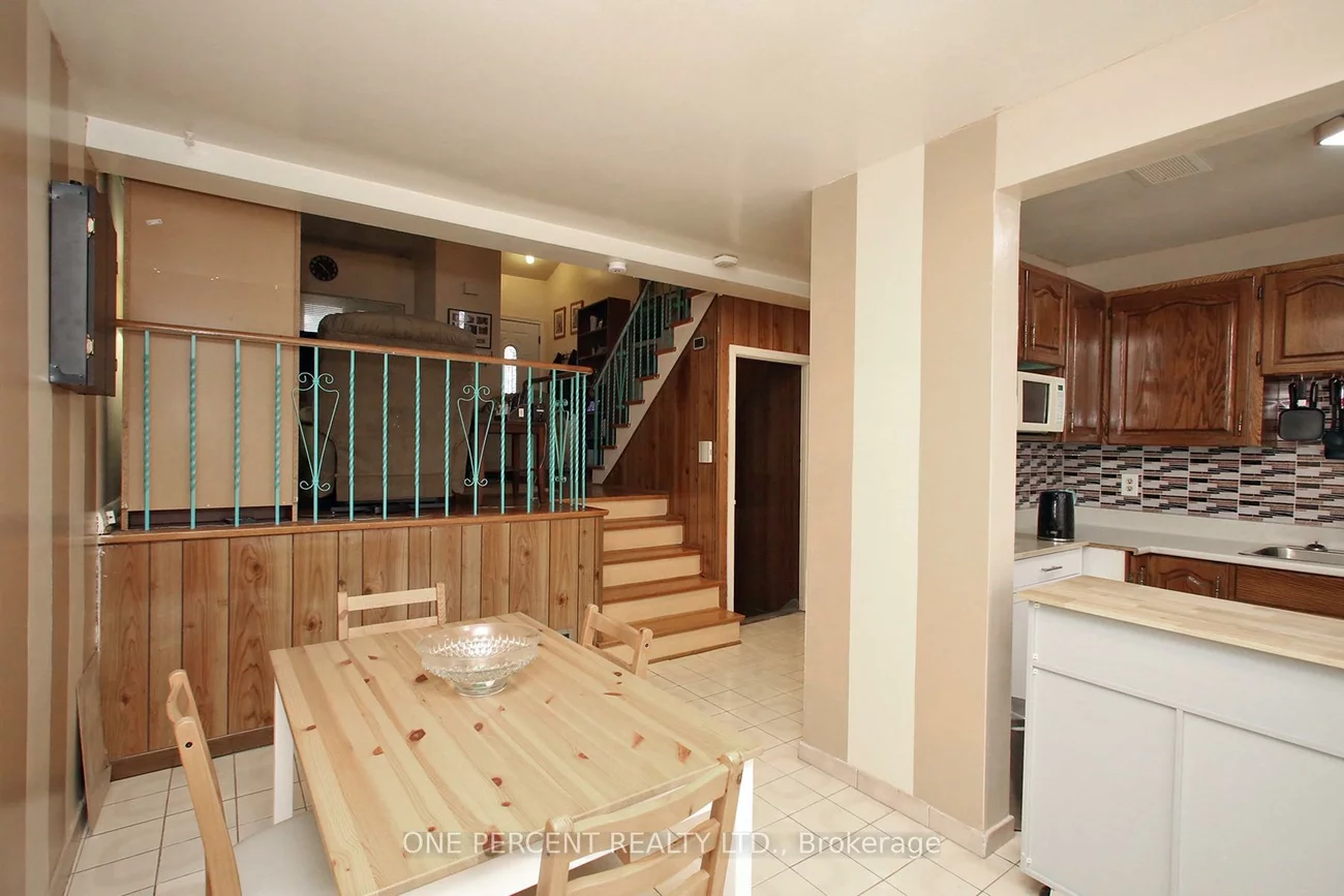 3074, Merritt, Malton, Mississauga