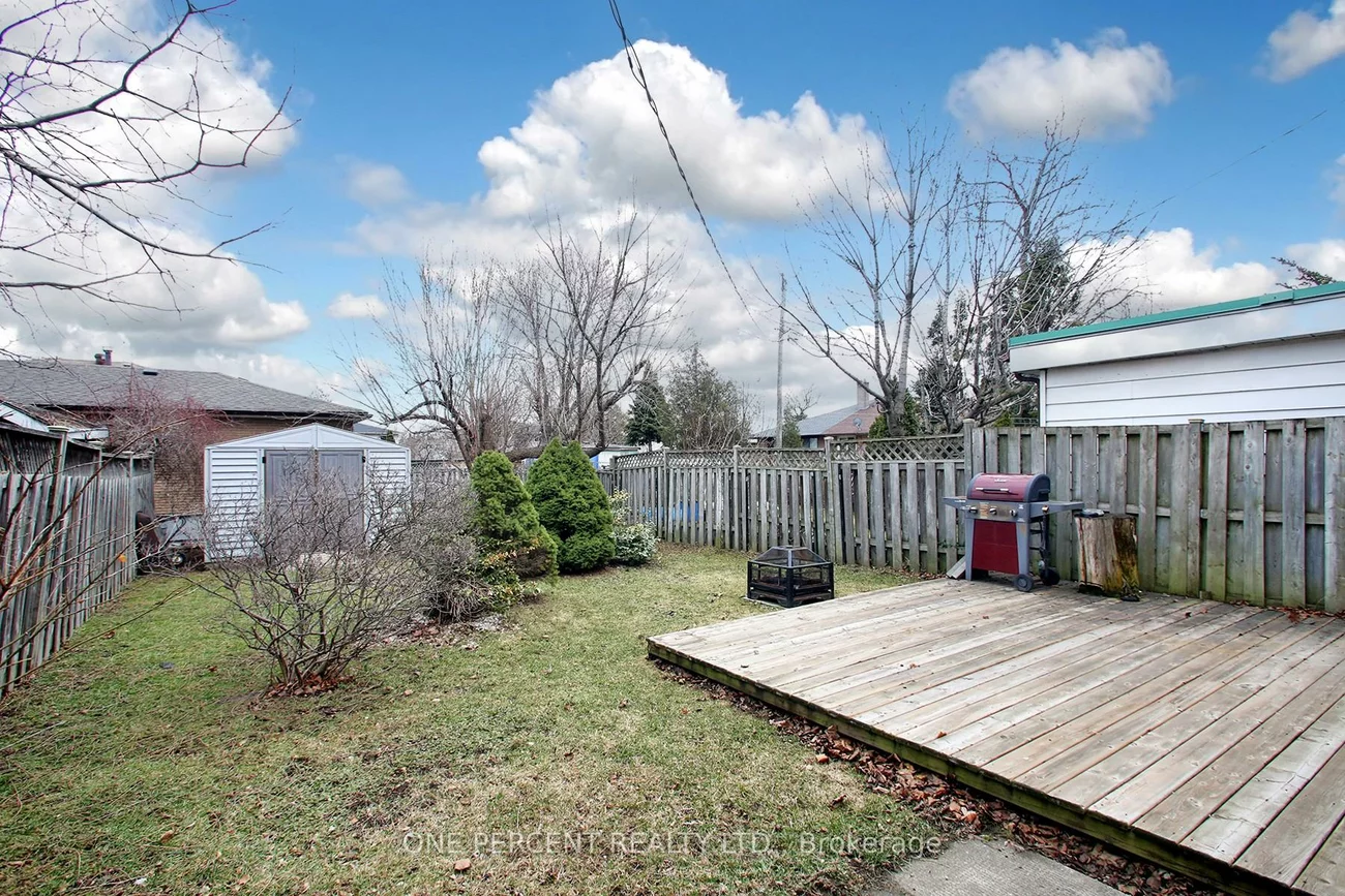 3074, Merritt, Malton, Mississauga