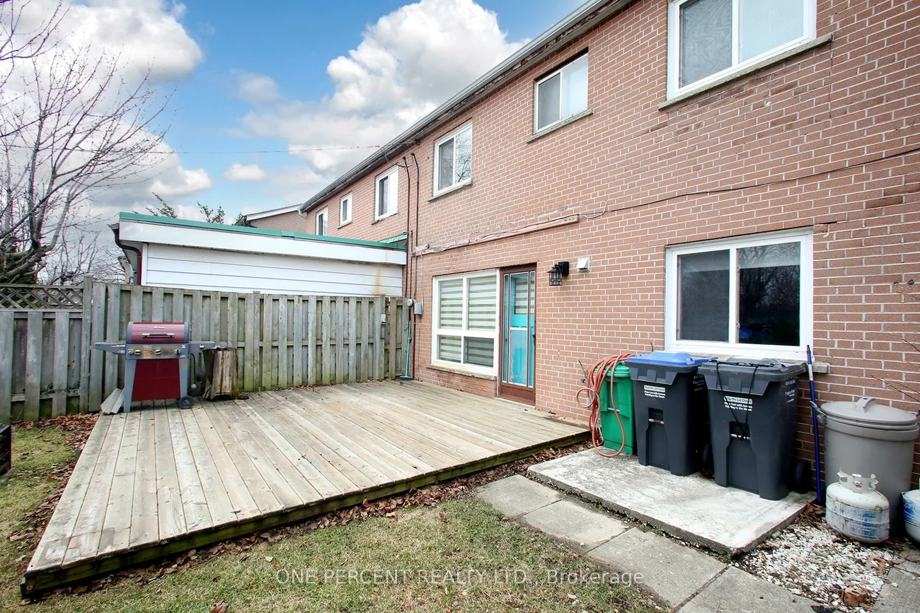3074, Merritt, Malton, Mississauga