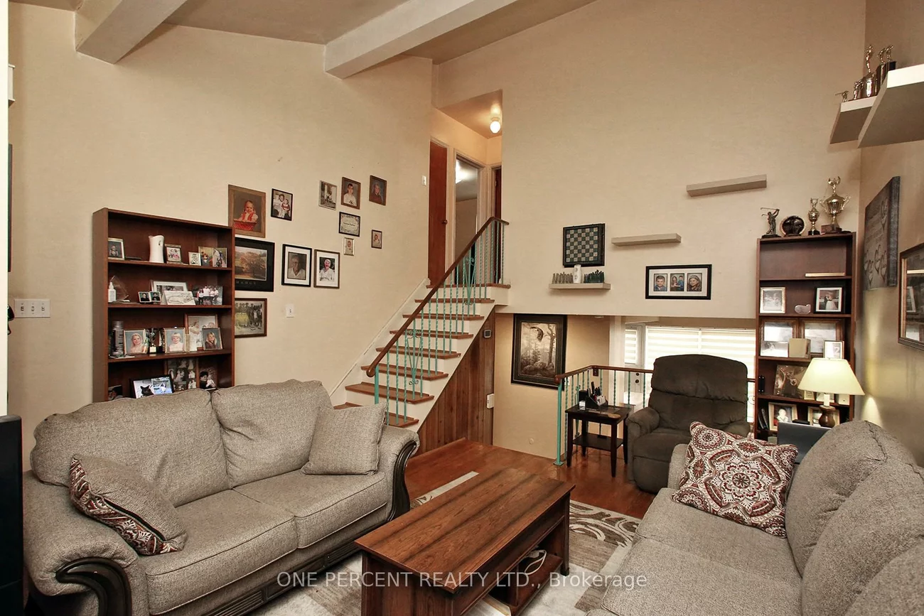 3074, Merritt, Malton, Mississauga