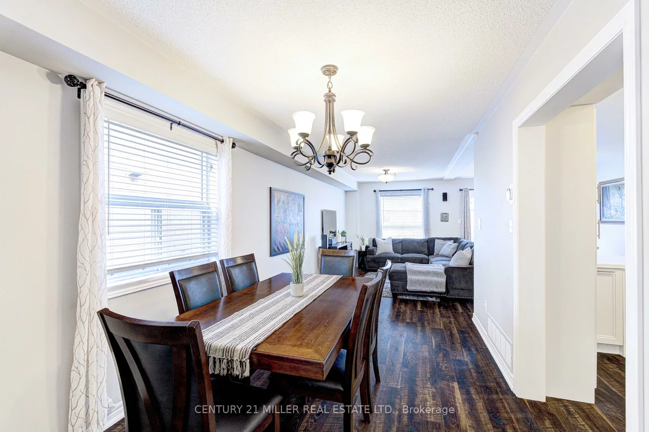 614, Leatherleaf, Hurontario, Mississauga