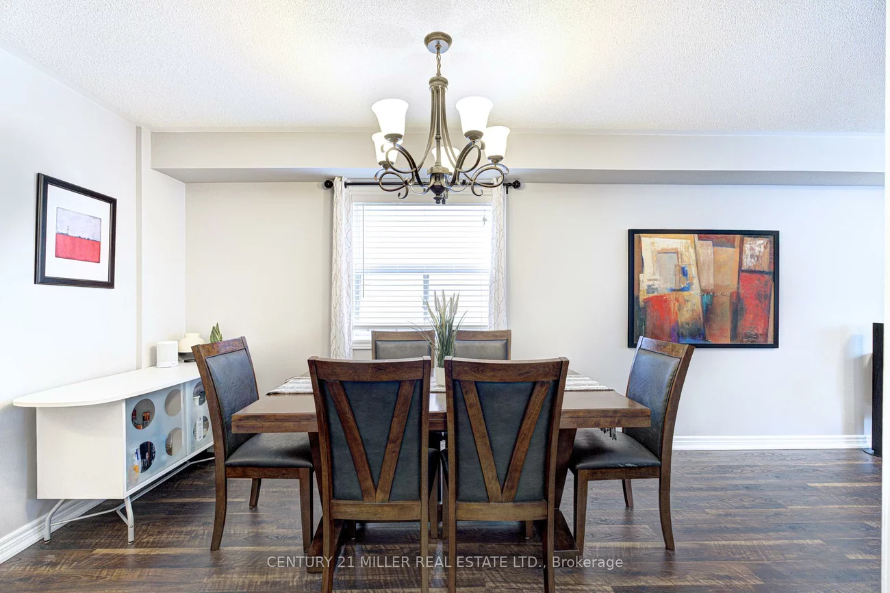 614, Leatherleaf, Hurontario, Mississauga