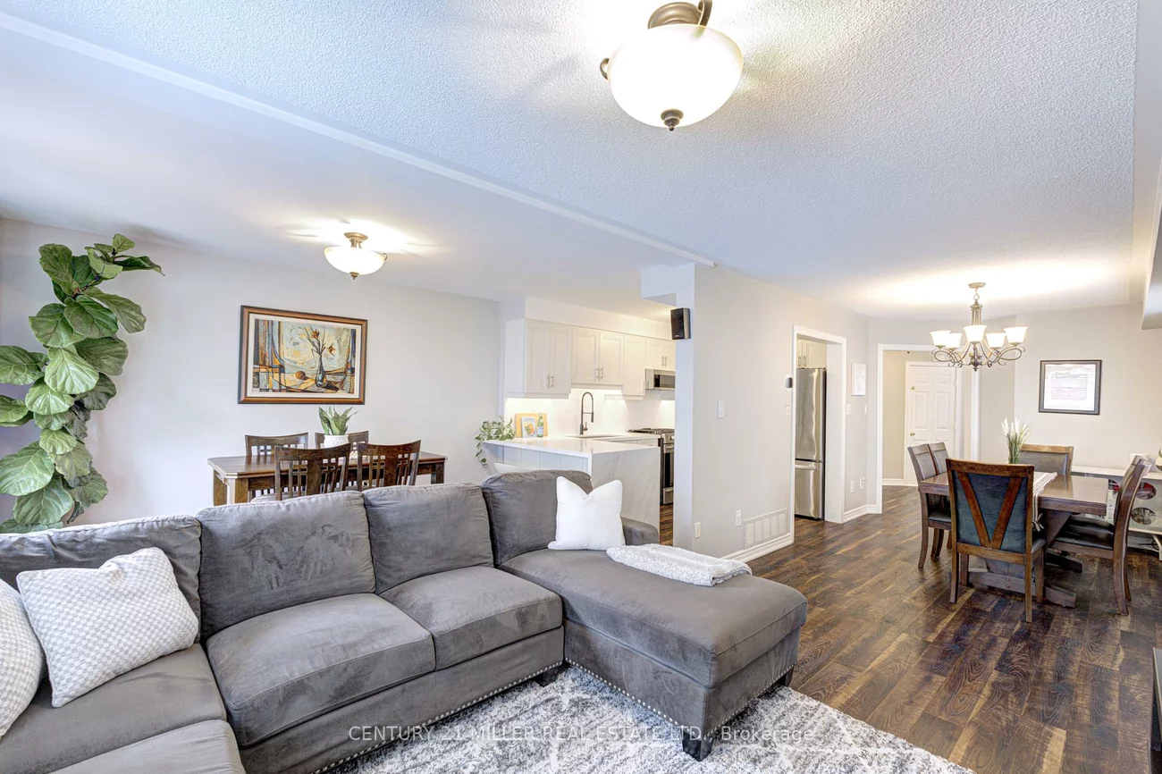 614, Leatherleaf, Hurontario, Mississauga