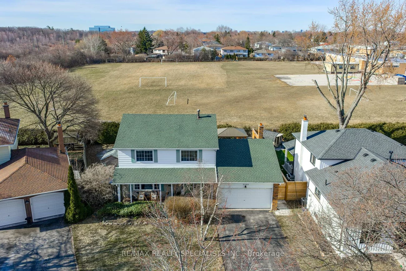 2368, Pyramid, Sheridan, Mississauga