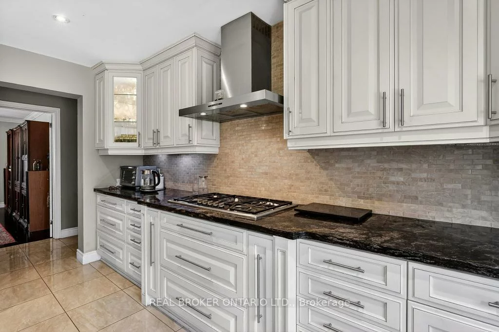 2145, Oneida, Erindale, Mississauga