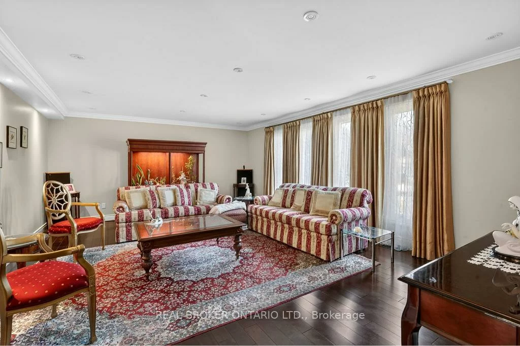 2145, Oneida, Erindale, Mississauga
