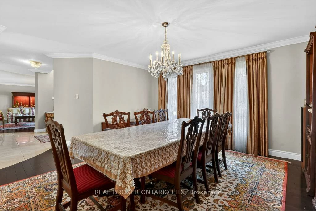 2145, Oneida, Erindale, Mississauga