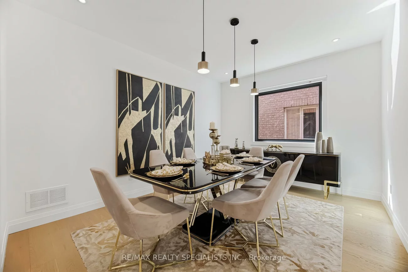 304, Barondale, Hurontario, Mississauga