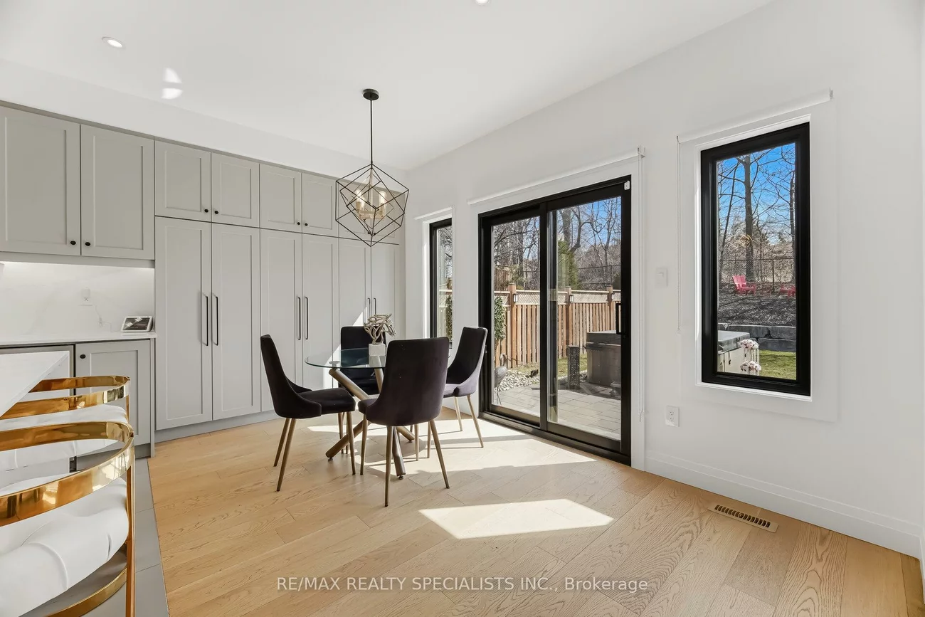 304, Barondale, Hurontario, Mississauga