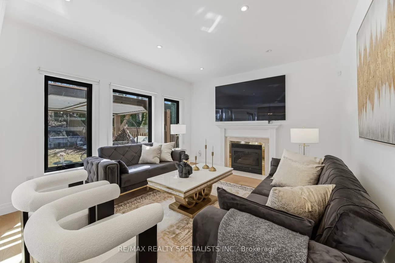 304, Barondale, Hurontario, Mississauga