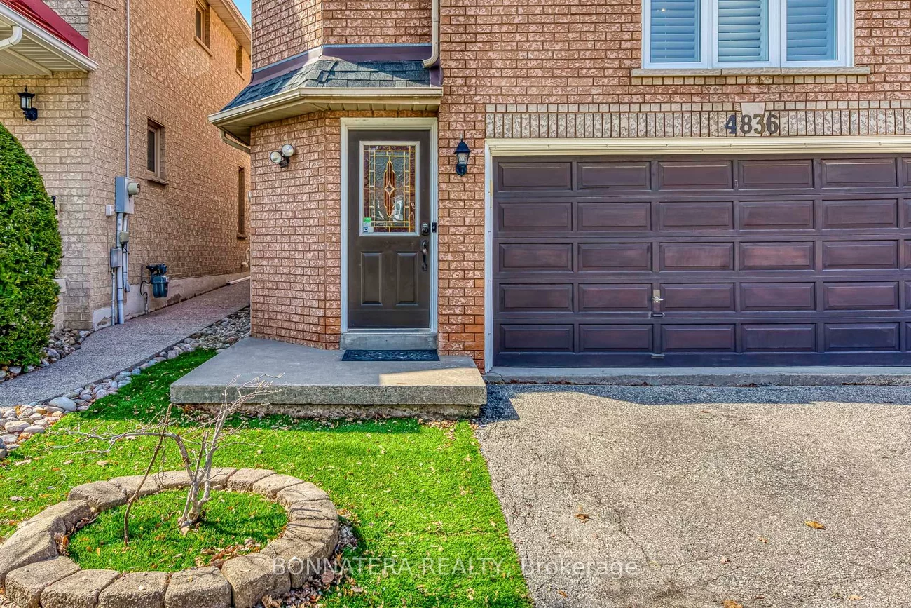 4836, Rosebush, East Credit, Mississauga