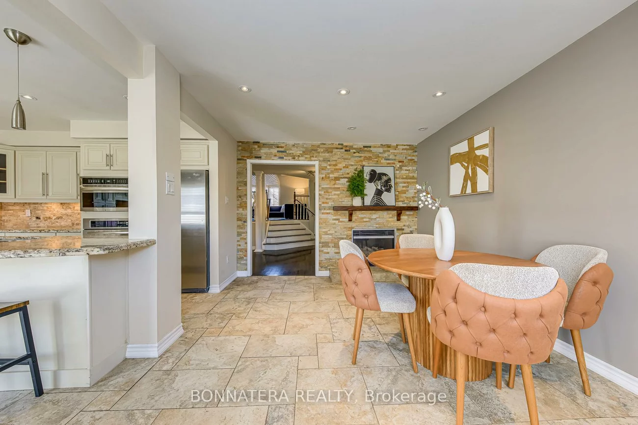 4836, Rosebush, East Credit, Mississauga