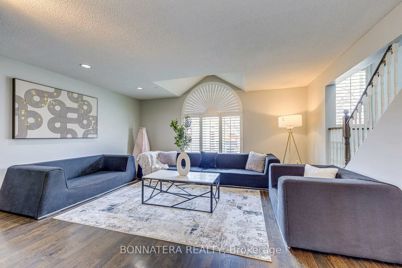 4836, Rosebush, East Credit, Mississauga