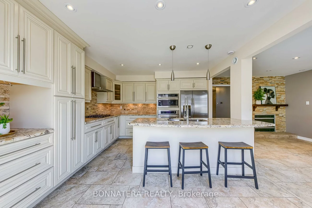 4836, Rosebush, East Credit, Mississauga