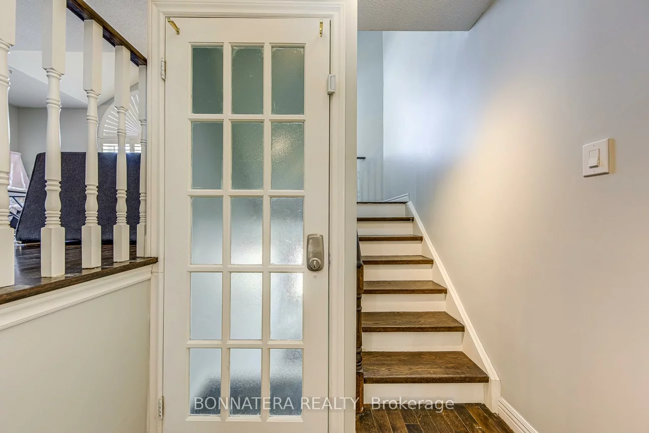 4836, Rosebush, East Credit, Mississauga