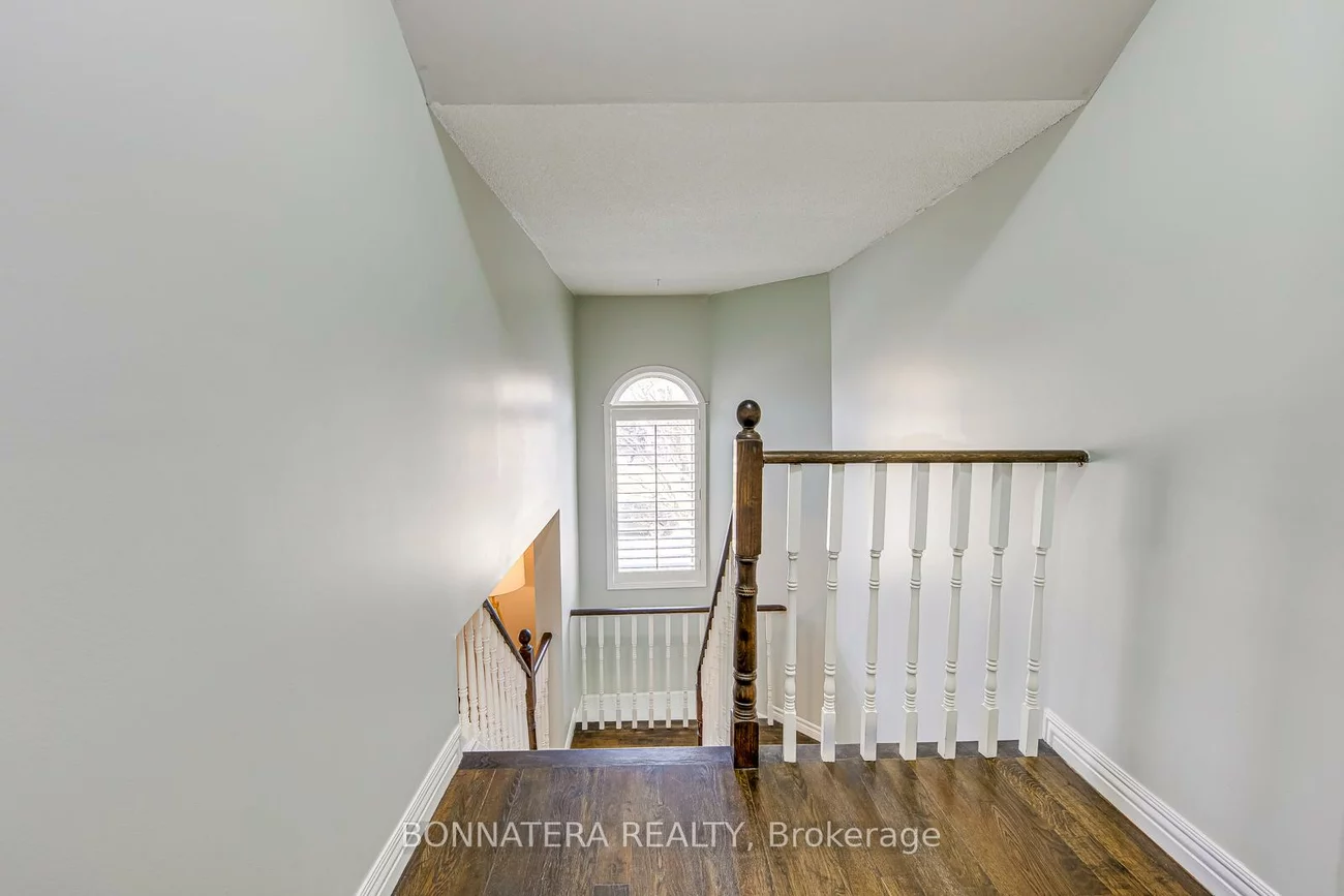 4836, Rosebush, East Credit, Mississauga