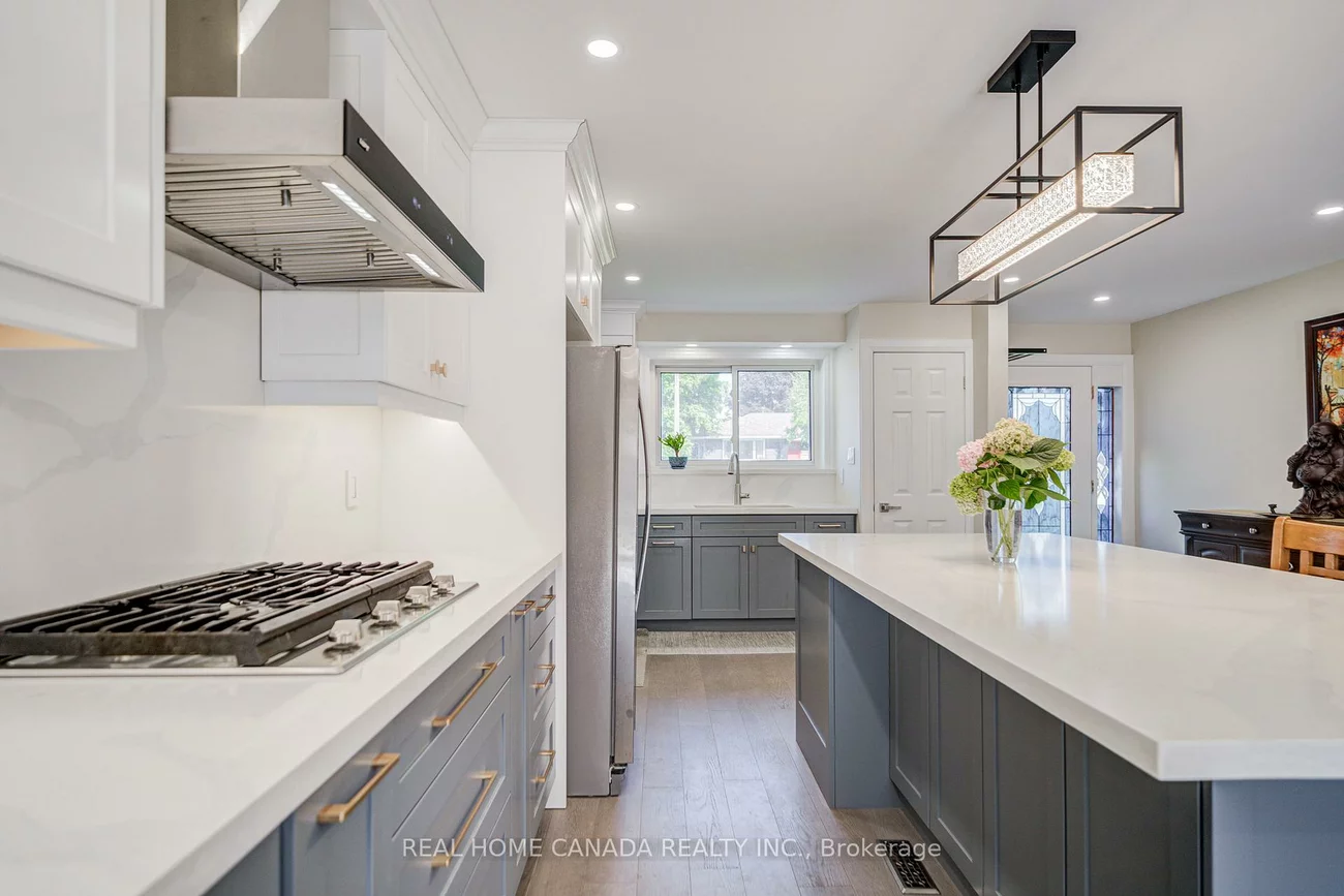 29, Ellesboro, Streetsville, Mississauga