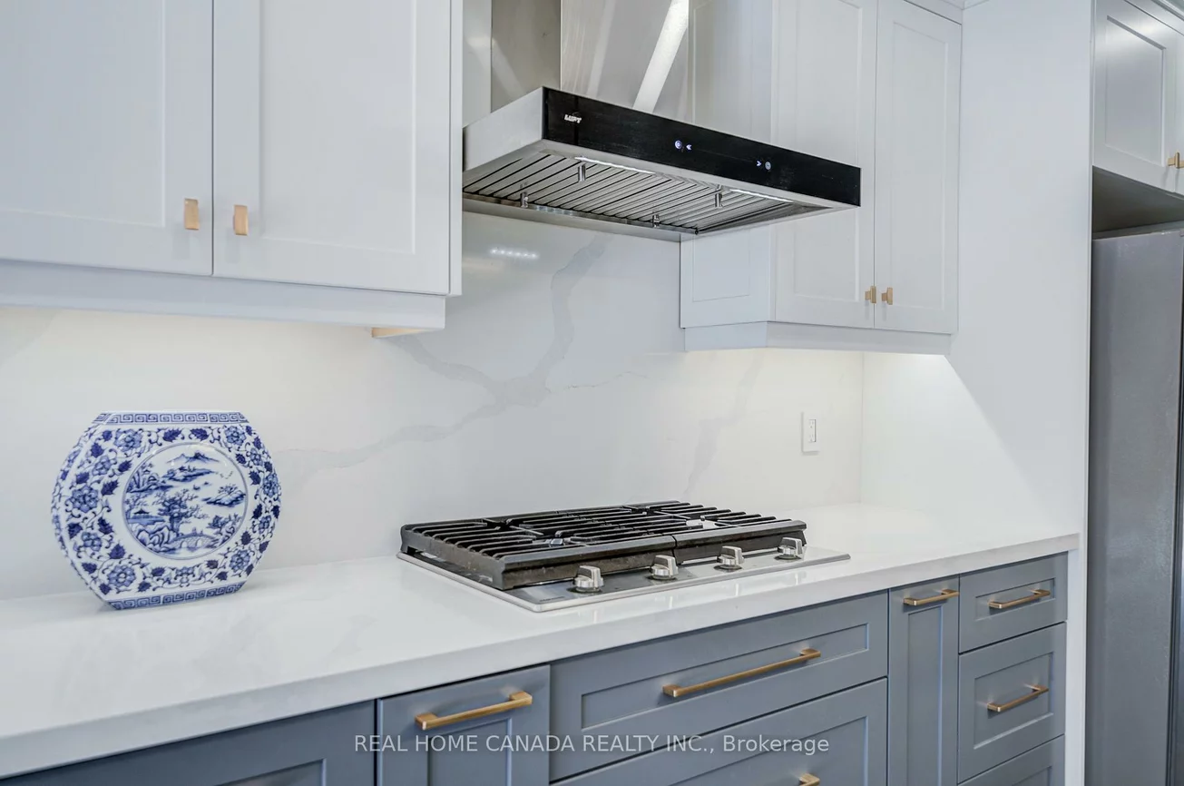 29, Ellesboro, Streetsville, Mississauga