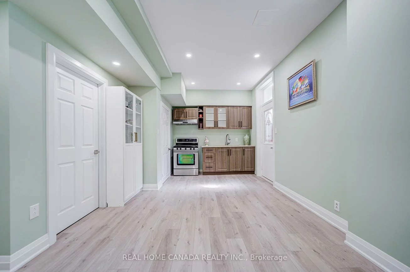 29, Ellesboro, Streetsville, Mississauga