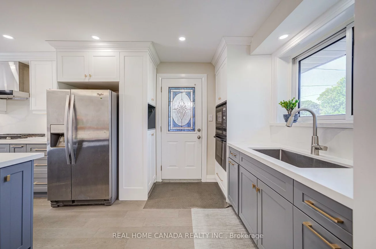 29, Ellesboro, Streetsville, Mississauga