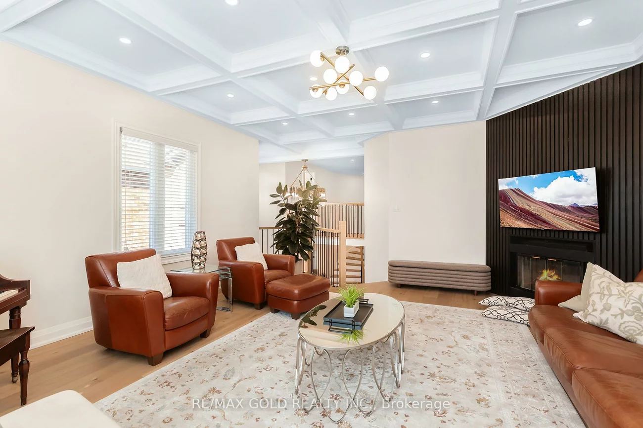 3243, Dovetail, Erin Mills, Mississauga