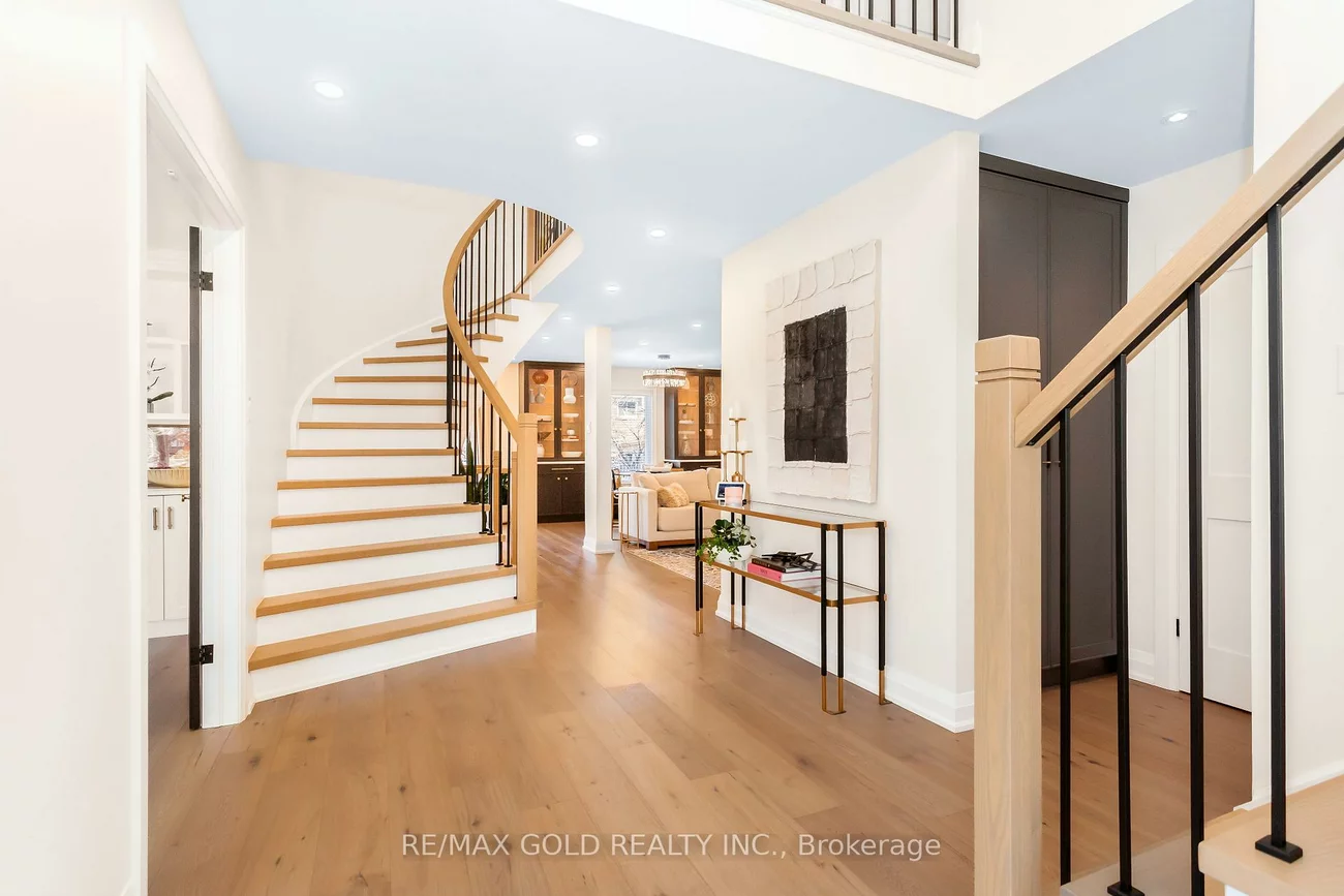 3243, Dovetail, Erin Mills, Mississauga