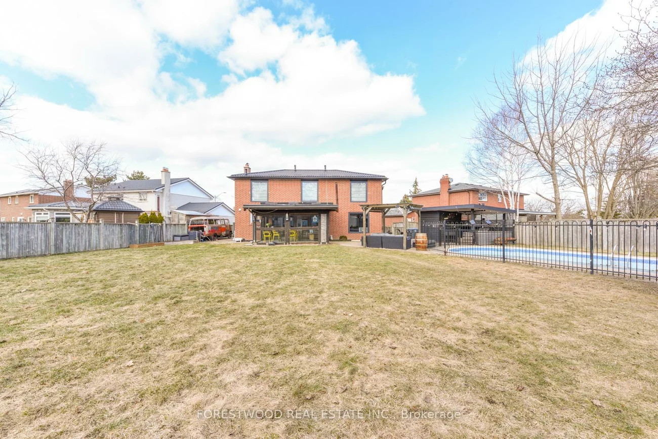 1690, Saltdene, Rathwood, Mississauga