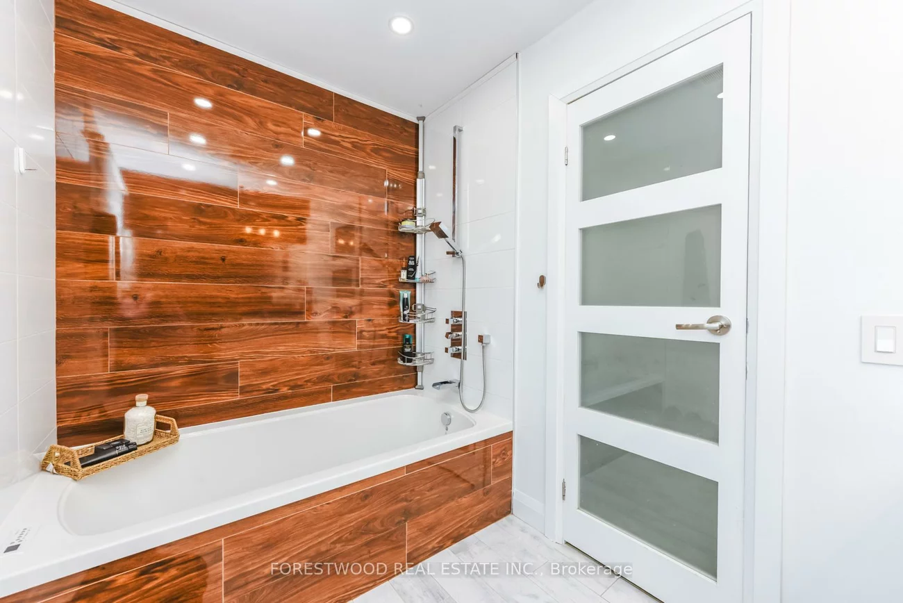 1690, Saltdene, Rathwood, Mississauga