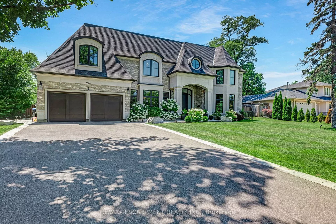 714, Atoka, Lorne Park, Mississauga