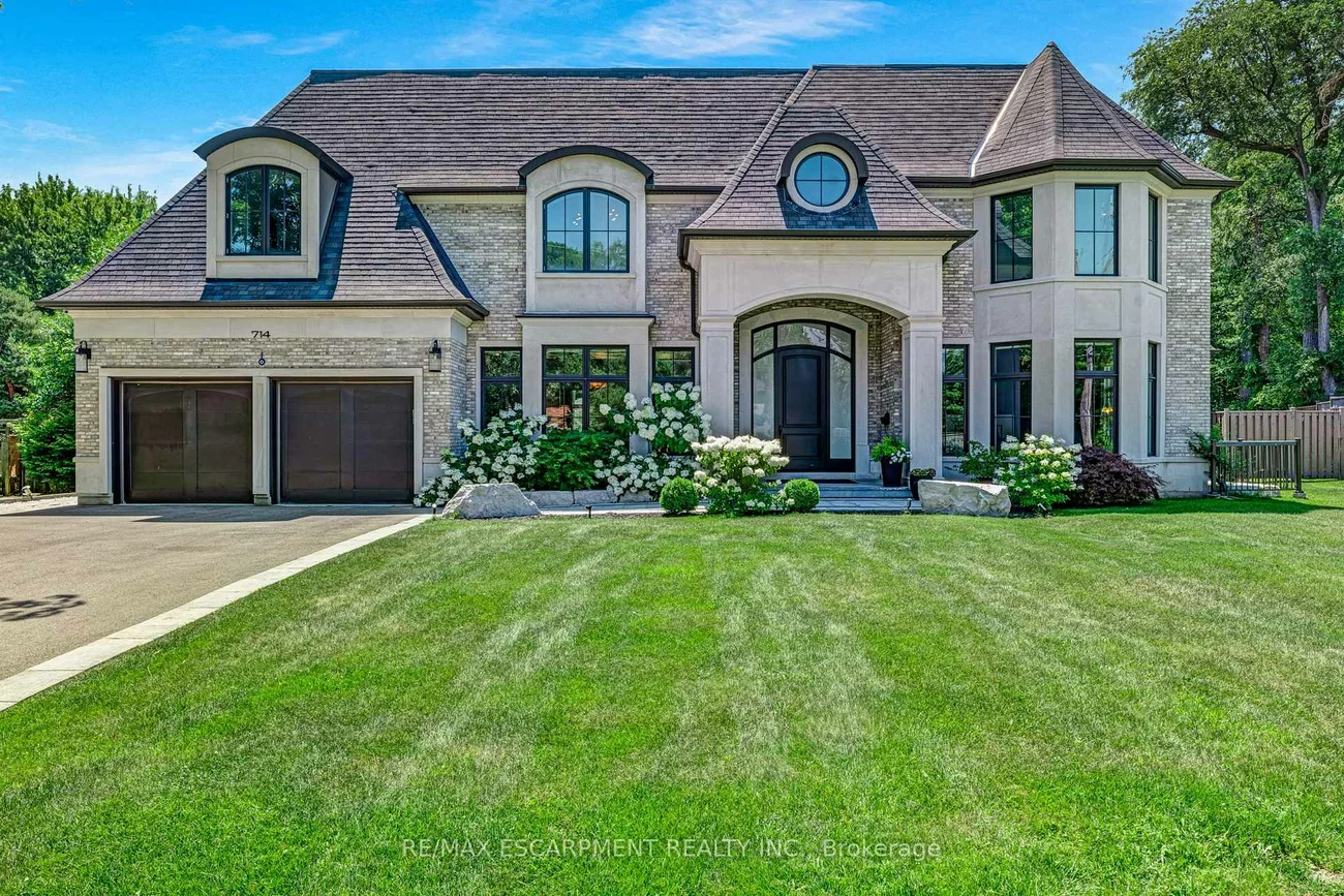 714, Atoka, Lorne Park, Mississauga