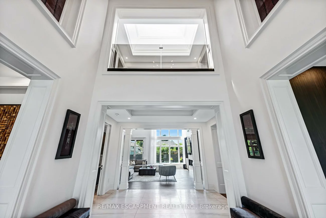 714, Atoka, Lorne Park, Mississauga