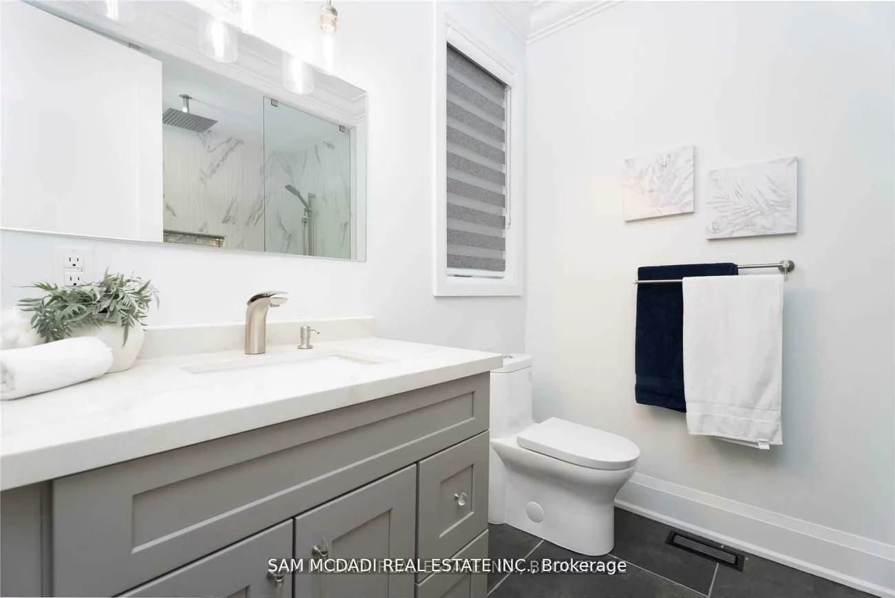 1138, Garden, Lorne Park, Mississauga