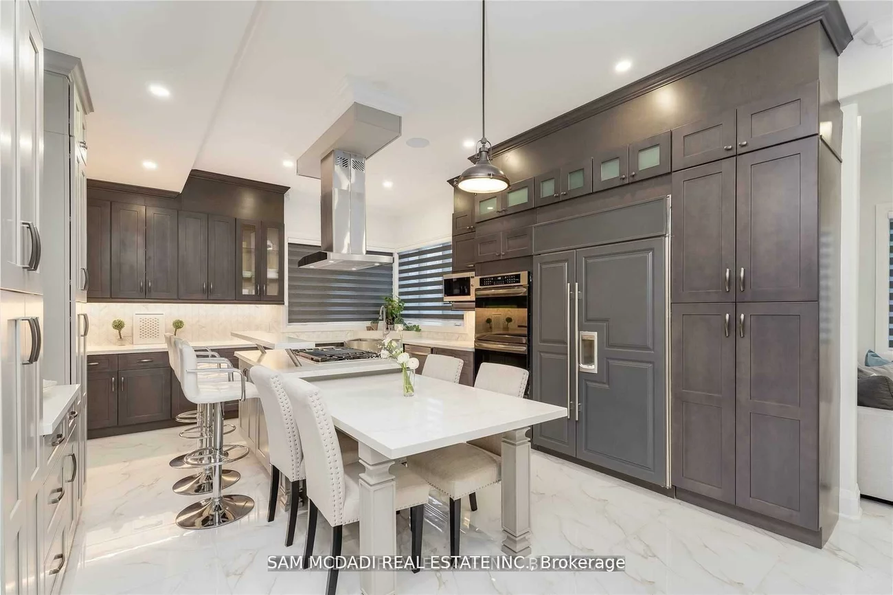 1138, Garden, Lorne Park, Mississauga