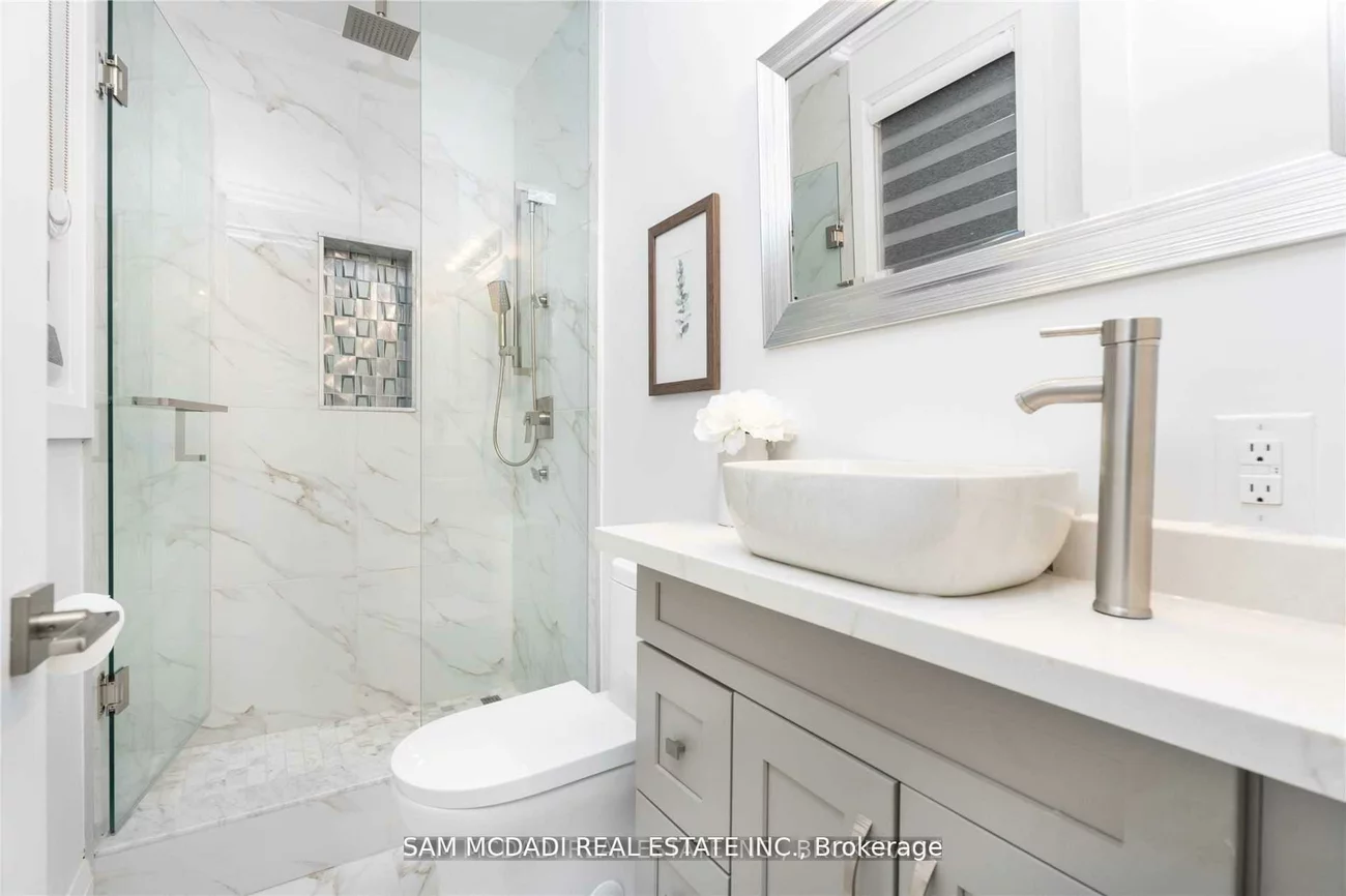 1138, Garden, Lorne Park, Mississauga