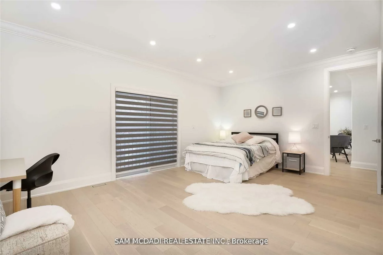 1138, Garden, Lorne Park, Mississauga