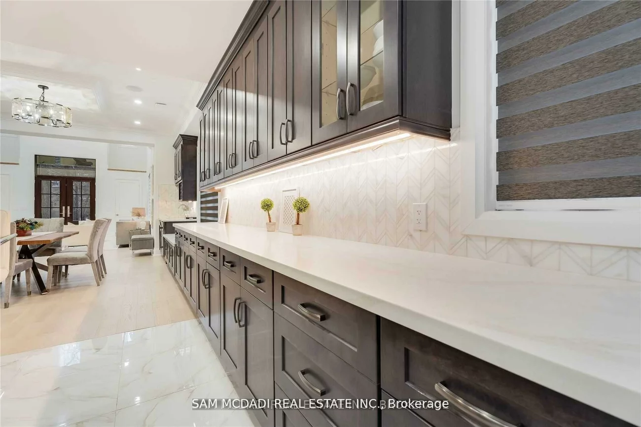 1138, Garden, Lorne Park, Mississauga